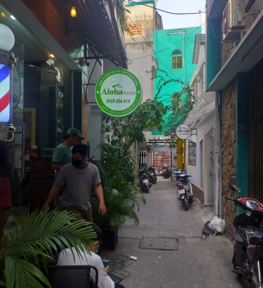 Aloha House Cống Quỳnh