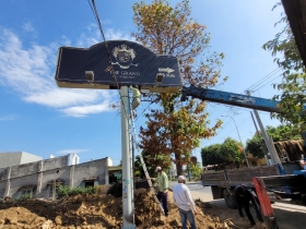 Thi công bảng chỉ dẫn Hồ Tràm