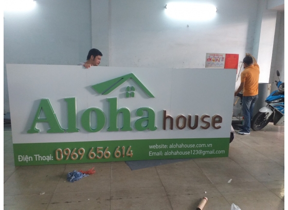 Bảng hiệu Aloha House