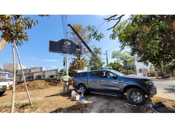 Thi công bảng chỉ dẫn Hồ Tràm