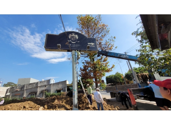 Thi công bảng chỉ dẫn Hồ Tràm