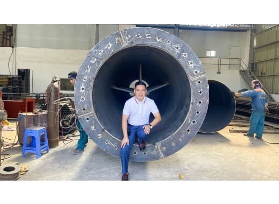 Dựng bảng tấm lớn tại Hòa Bình