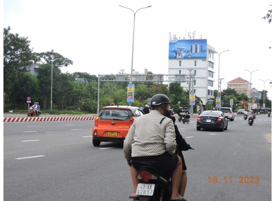 Thi công bảng ốp tường tại TP. Đà Nẵng 